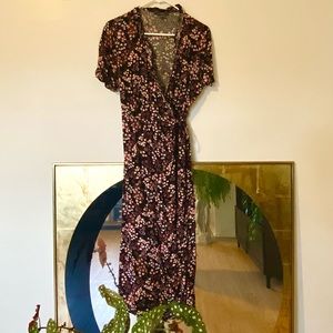 Primark Wrap Dreas
US Size 10